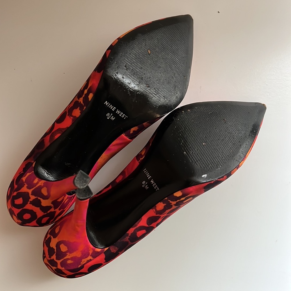 Cheetah print pink, orange and purple heels from Nine West size 8.5 - Picture 5 of 5